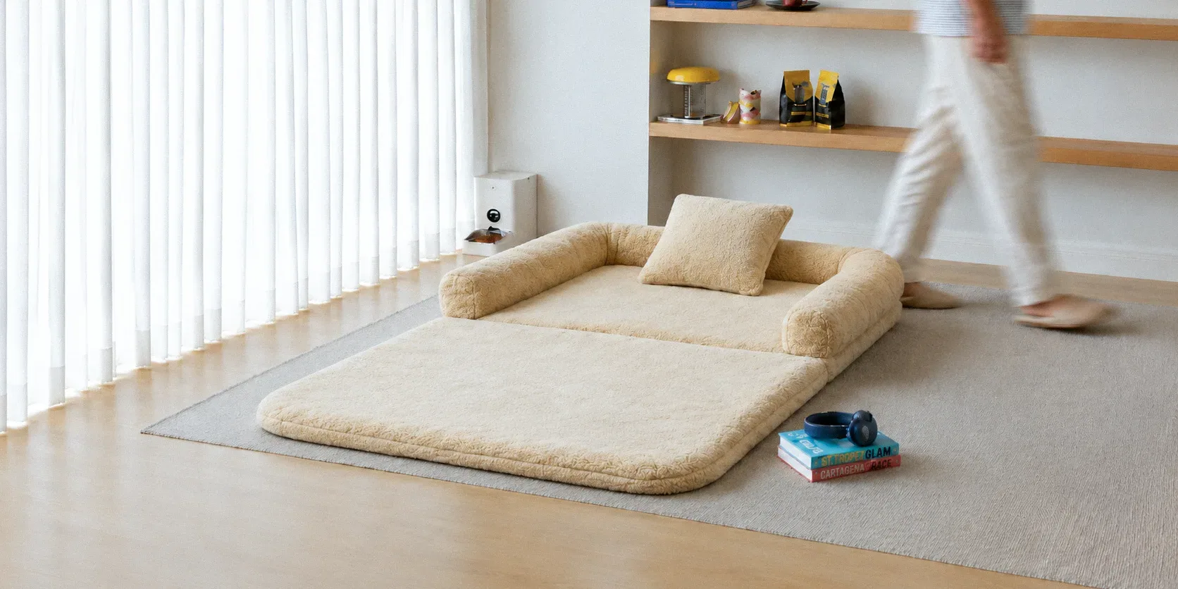 Orthopedic vs. Memory Foam Dog Beds for Older Dogs: A B2B Procurement Guide